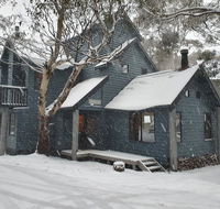 SNOWED INN apartment - Yarra Valley Accommodation