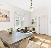 Spacious Harbour View 4bd home in Sydney CBD - Yarra Valley Accommodation