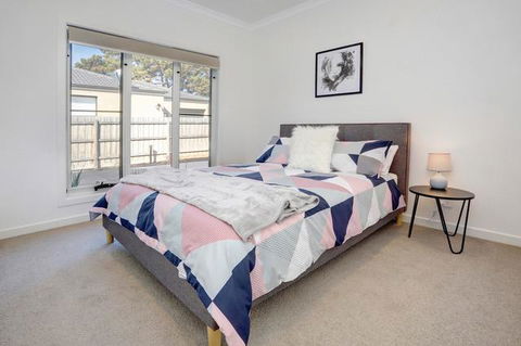 Staughton Sounds - Yarra Valley Accommodation 1