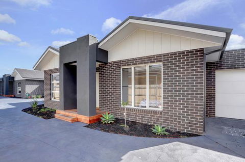 Staughton Sounds - Yarra Valley Accommodation 0