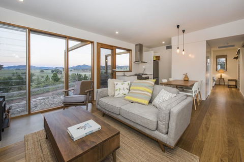 Strikes Mudgee - Yarra Valley Accommodation 2