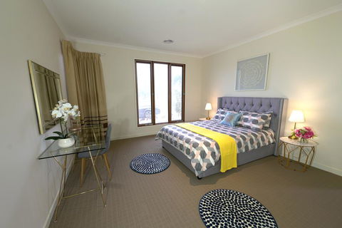 Stylish Luxe House For Big Group Near Shopping Center - Yarra Valley Accommodation 1