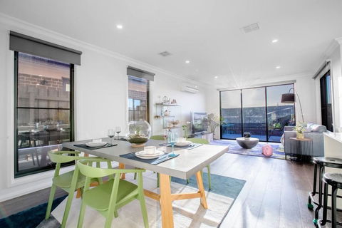 StylishTownhouse@Narre Warren/TrainStation/SC - Yarra Valley Accommodation 3