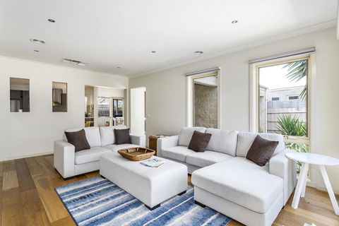 Summer Breeze - Yarra Valley Accommodation 0