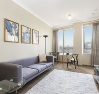 Sydney CBD 1 Bedroom Self-Contained Apartment with Spectacular Sydney Harbour View 1312 BRG - Yarra Valley Accommodation