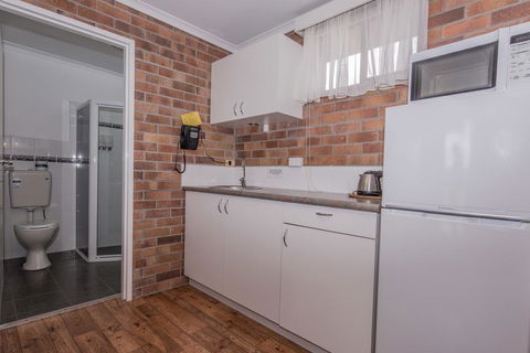 Tally Ho Motor Inn - Yarra Valley Accommodation 2