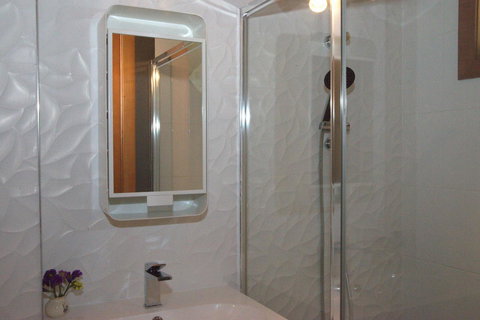 The Hobart Entrance - Yarra Valley Accommodation 29