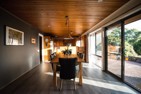 The Hobart Entrance - Yarra Valley Accommodation 18