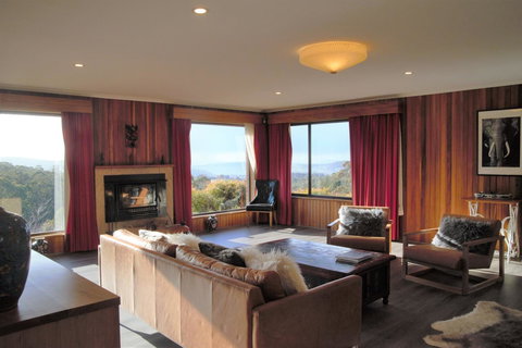 The Hobart Entrance - Yarra Valley Accommodation 5