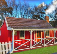 Platypus Playground Riverside Cottage - Yarra Valley Accommodation