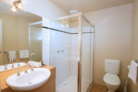 Lorne Surf Apartments - Yarra Valley Accommodation 31