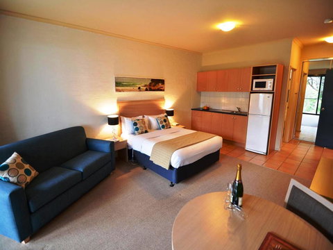 Lorne Surf Apartments - Yarra Valley Accommodation 20