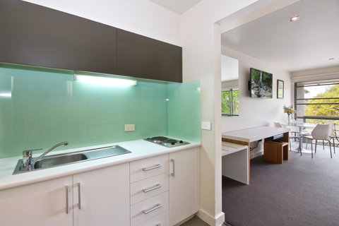 Lorne Bay View Motel - Yarra Valley Accommodation 27