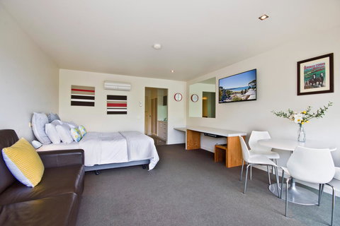 Lorne Bay View Motel - Yarra Valley Accommodation 24