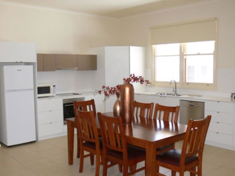 The Victoria Apartments - Yarra Valley Accommodation 21