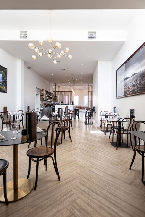 Deep Blue Hotel & Hot Springs - Yarra Valley Accommodation 4