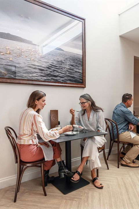 Deep Blue Hotel & Hot Springs - Yarra Valley Accommodation 6