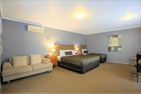 Comfort Inn Warrnambool International - Yarra Valley Accommodation 24