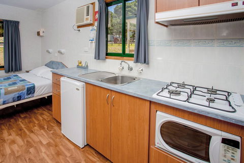 BIG4 Castlemaine Gardens - Yarra Valley Accommodation 16
