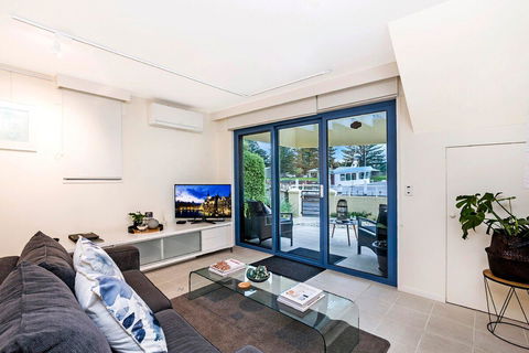 The Waterfront Apartment - Yarra Valley Accommodation 9