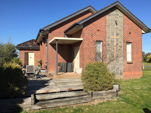 The Church Retreat - Yarra Valley Accommodation 0