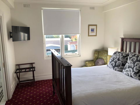 The Corner Hotel Alexandra - Yarra Valley Accommodation 1