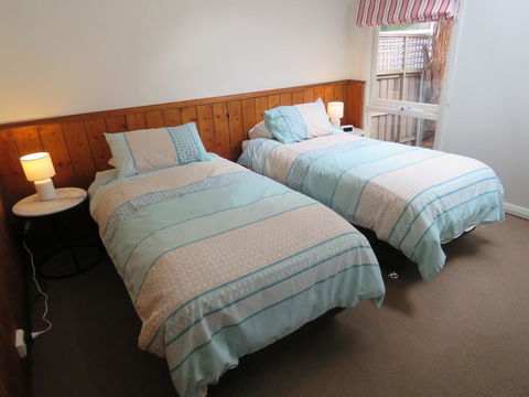 The Cottage South Hobart - Yarra Valley Accommodation 3