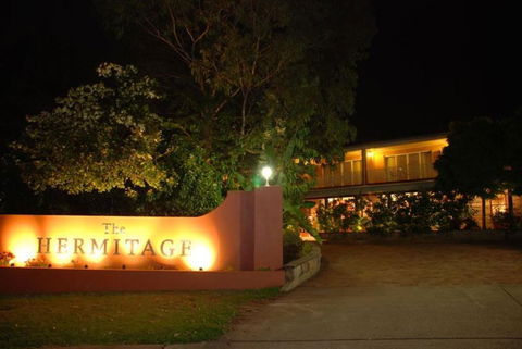 The Hermitage Motel - Campbelltown - Yarra Valley Accommodation 3