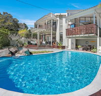 The Lighthouse Noosa Hill - Yarra Valley Accommodation