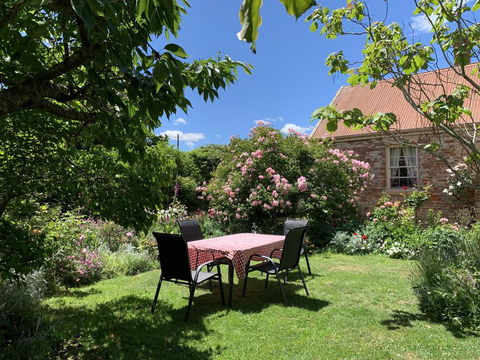 The Racecourse Inn - Yarra Valley Accommodation 3