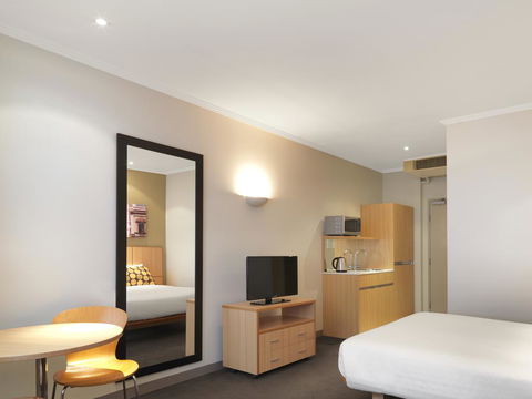 Travelodge Hotel Sydney Martin Place - Yarra Valley Accommodation 3
