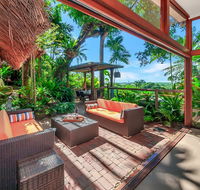 Unique tropical rainforest getaway - Yarra Valley Accommodation
