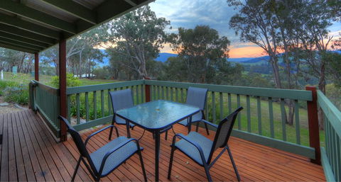 Upper Murray Cottages - Yarra Valley Accommodation 3