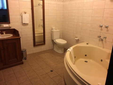 Vue Grand Hotel - Yarra Valley Accommodation 1
