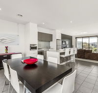 Twenty Five Coast - Yarra Valley Accommodation