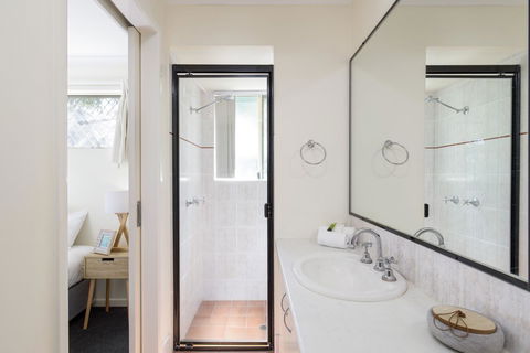 Rainbow Getaway Holiday Apartments - Yarra Valley Accommodation 8
