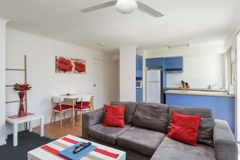 Rainbow Getaway Holiday Apartments - Yarra Valley Accommodation 6