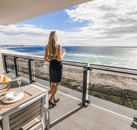 Iconic Kirra Beach Resort - Yarra Valley Accommodation