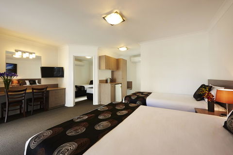 Takalvan Motel - Yarra Valley Accommodation 2
