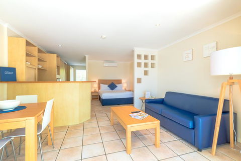 At The Sound Noosa Motel - Yarra Valley Accommodation 28