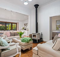 Frangipani House - Yarra Valley Accommodation