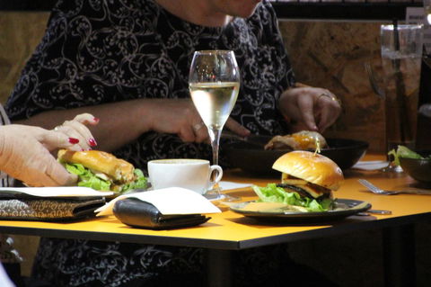 George Williams Hotel - Yarra Valley Accommodation 26