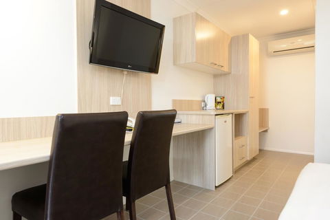 Smart Motels Bert Hinkler - Yarra Valley Accommodation 40
