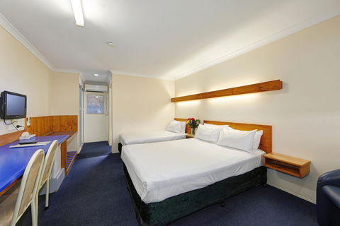 Smart Motels Bert Hinkler - Yarra Valley Accommodation 16