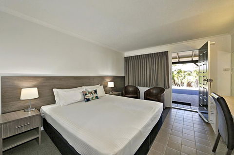 Smart Motels Bert Hinkler - Yarra Valley Accommodation 24