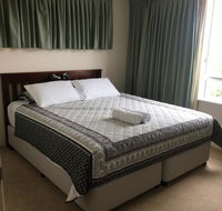 Burleigh Beach Tower - Yarra Valley Accommodation