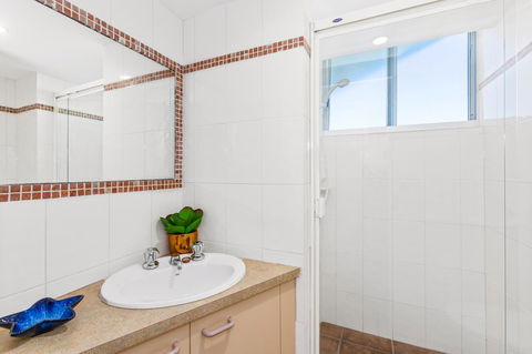 Rainbow Commodore Coolangatta - Yarra Valley Accommodation 24