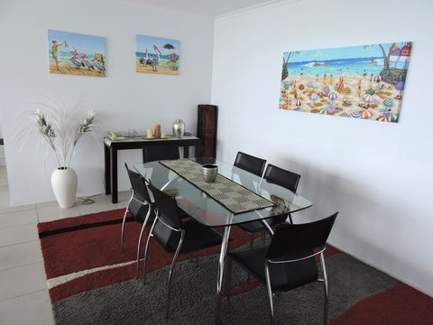 Rainbow Commodore Coolangatta - Yarra Valley Accommodation 15