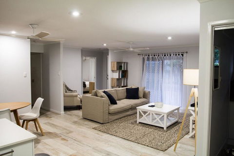 Wellington Parade 1/15a, Shelly Beach, Caloundra - Yarra Valley Accommodation 3