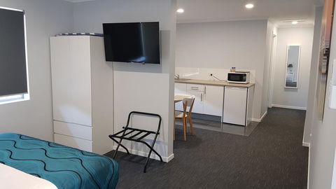 Wynnum Anchor Motel - Yarra Valley Accommodation 1